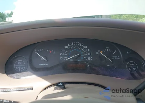 2001 Buick Century Custom z USA, uszkodzony, nr VIN 2G4WS52J511297369